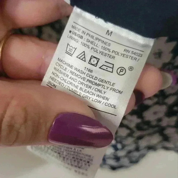 BANANA REPUBLIC medium floral tank-top - Picture 3 of 4